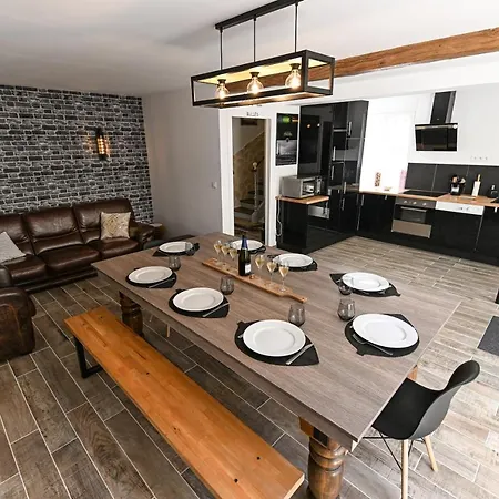 Holiday home Myl Bulles *